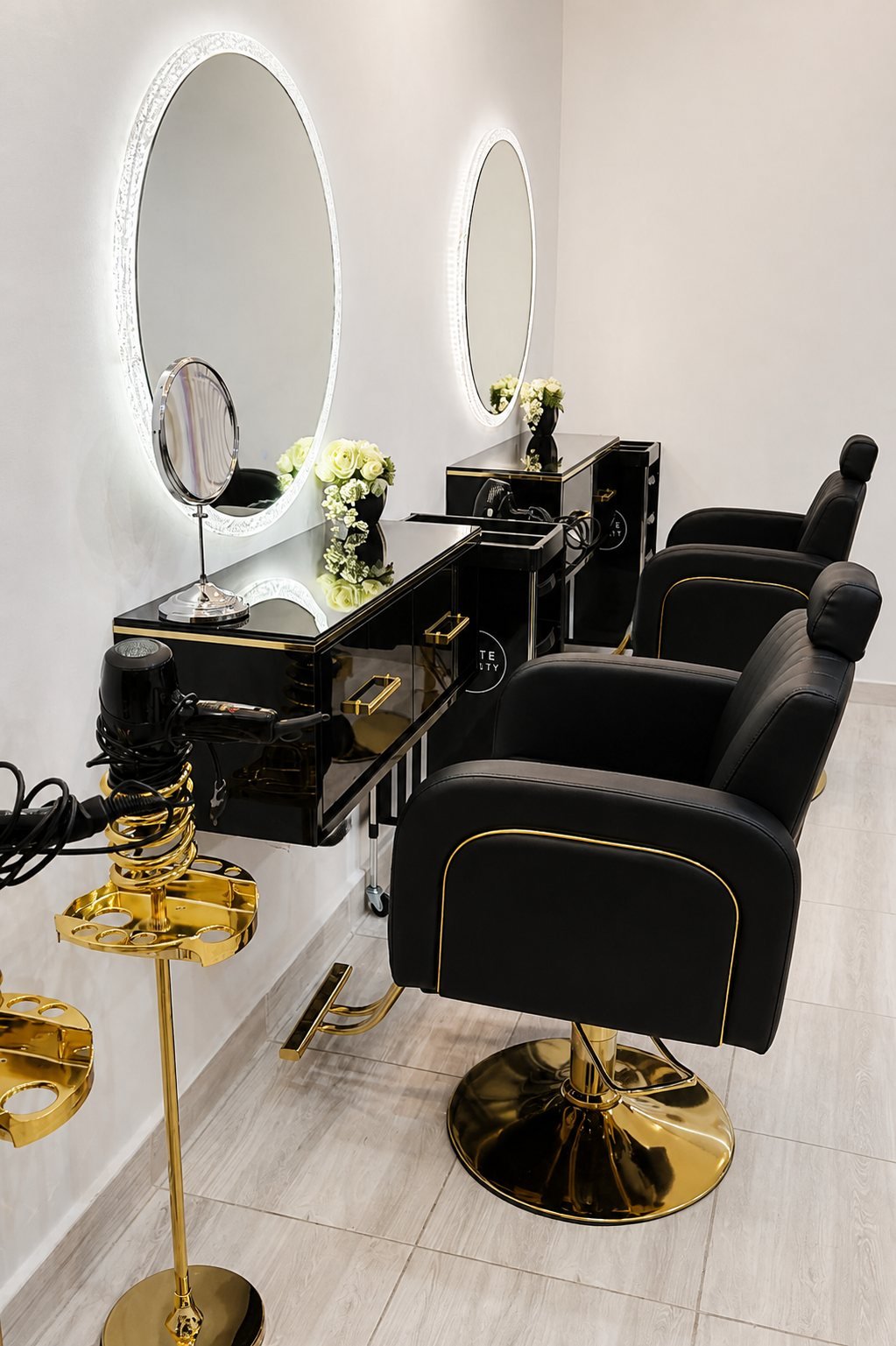 Green Velvet Ladies Salon interior, Abu Dhabi